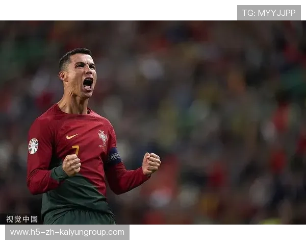 C罗再入年度最佳进球候选，足球传奇永不止步